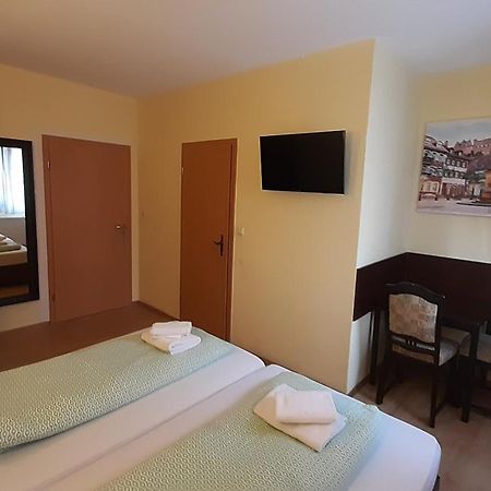 Gaestehaus Zu Herrenwiesen Хайделберг Екстериор снимка